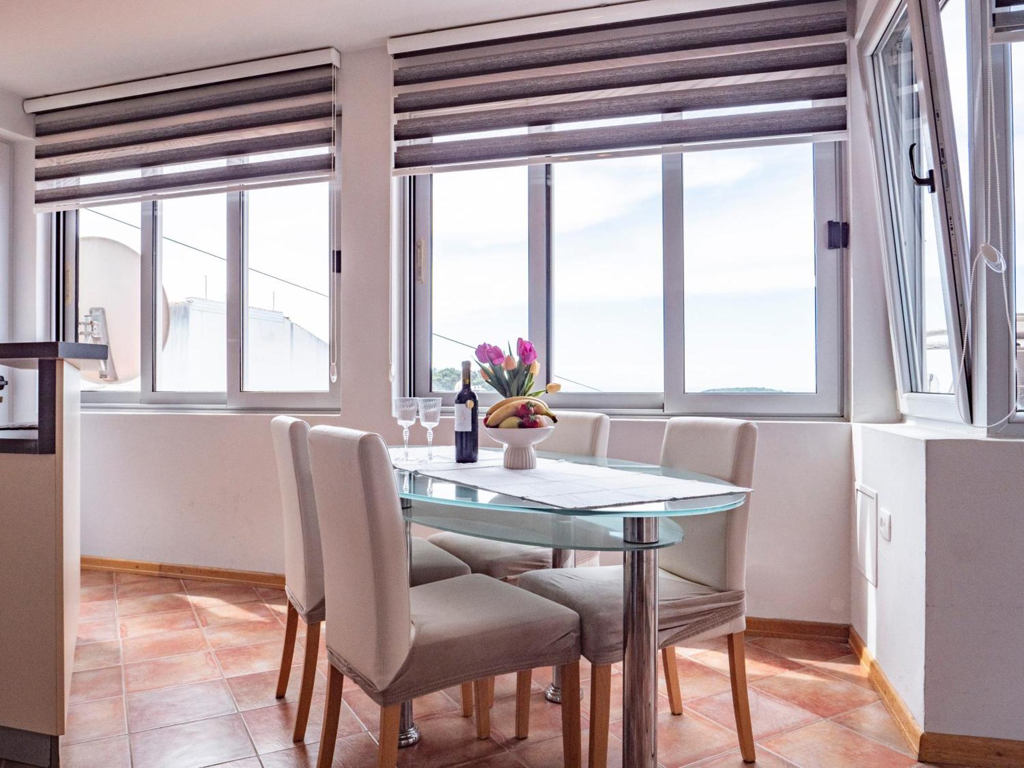 Apartment Jelka- Center Of Хвар Экстерьер фото